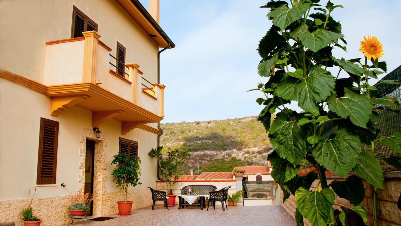 Casa Vacanze Sandalia Bosa Exterior photo
